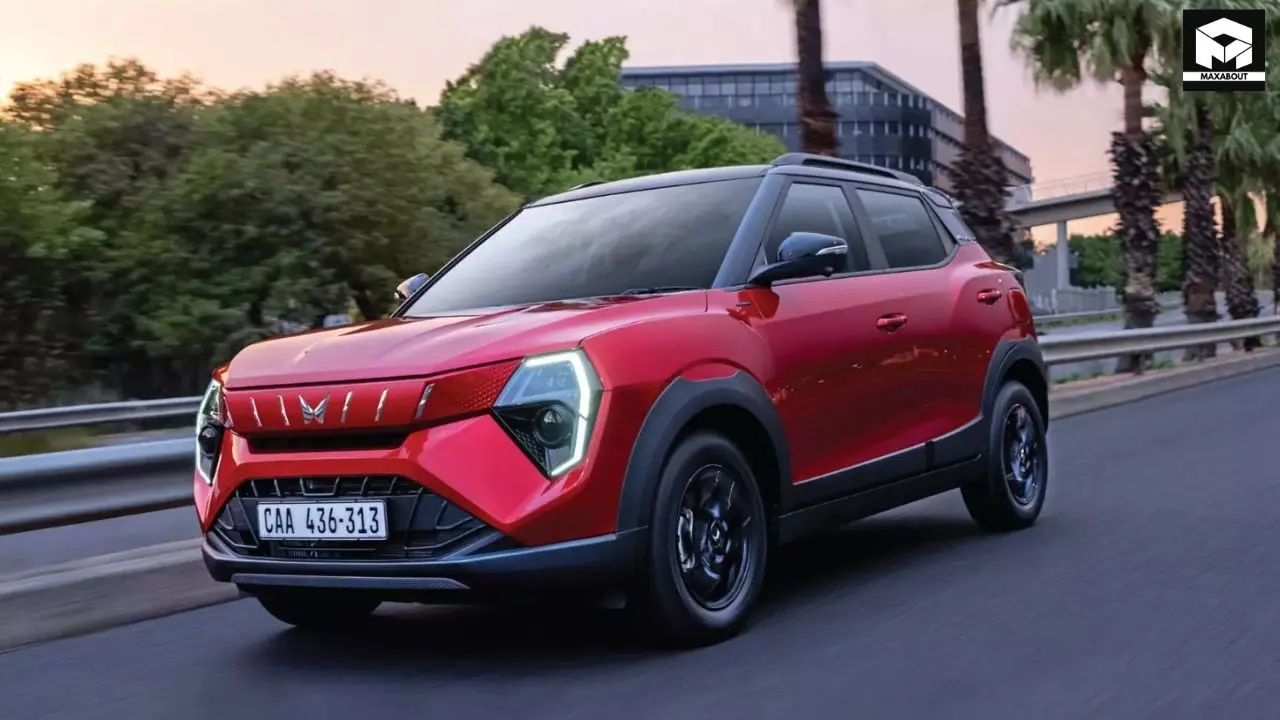  Mahindra XUV 3XO REVX A - side