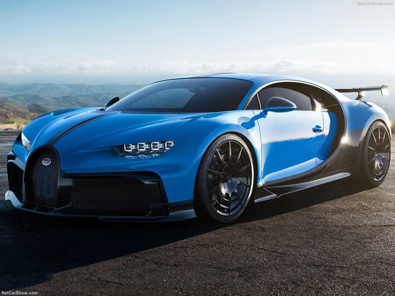 Bugatti Chiron Pur Sport ₹420,000,000, Specifications, Reviews