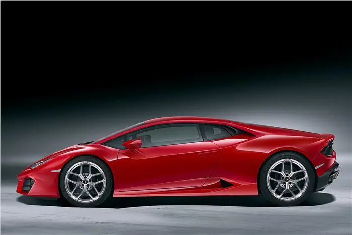 Lamborghini Huracan LP580-2 Side View