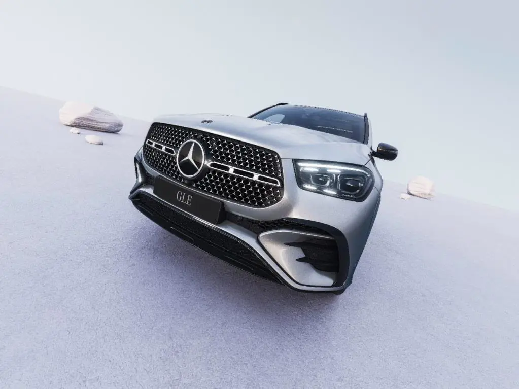 Mercedes GLE LWB 450d 4MATIC Front Design