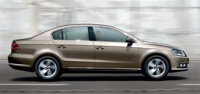 VW Passat Side View