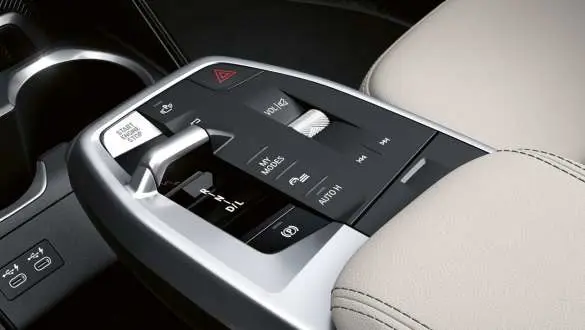 BMW X1 sDrive18i M Sport Steptronic Transmission with Double Clutch