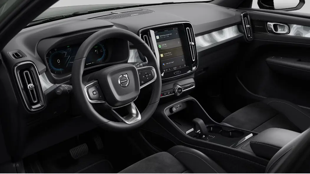 Volvo XC40 Recharge Dashboard