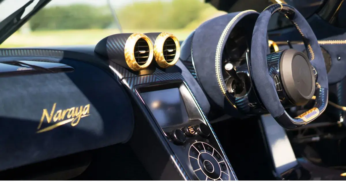   Koenigsegg Agera RS Dashboard View