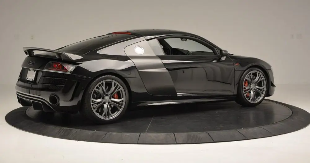 Audi R8 (2012) R-Tronic Right Rear 3-Quarter View