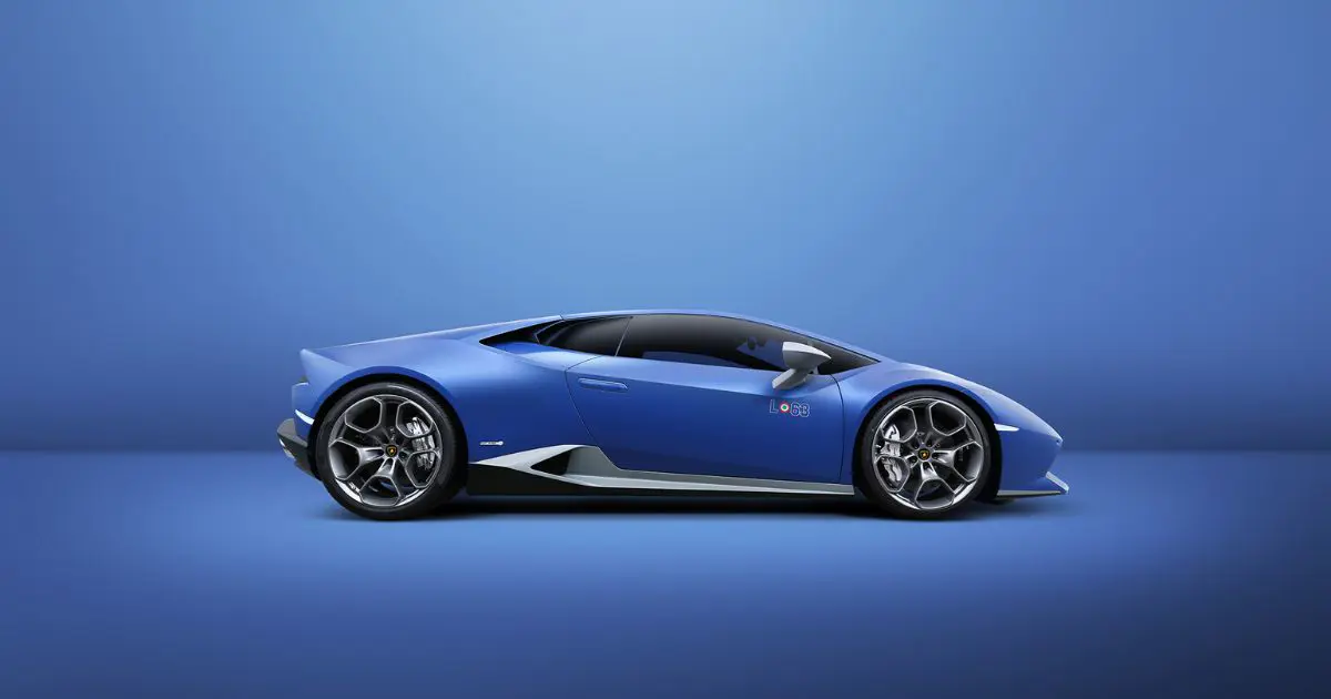 Lamborghini Huracan Avio Side View