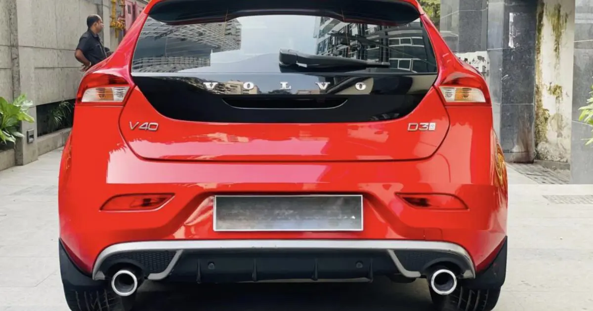 Volvo V40 R-Design Rear View