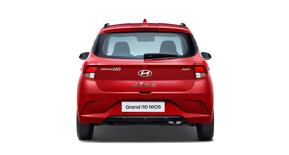 last year hundai holi offer on grand i10