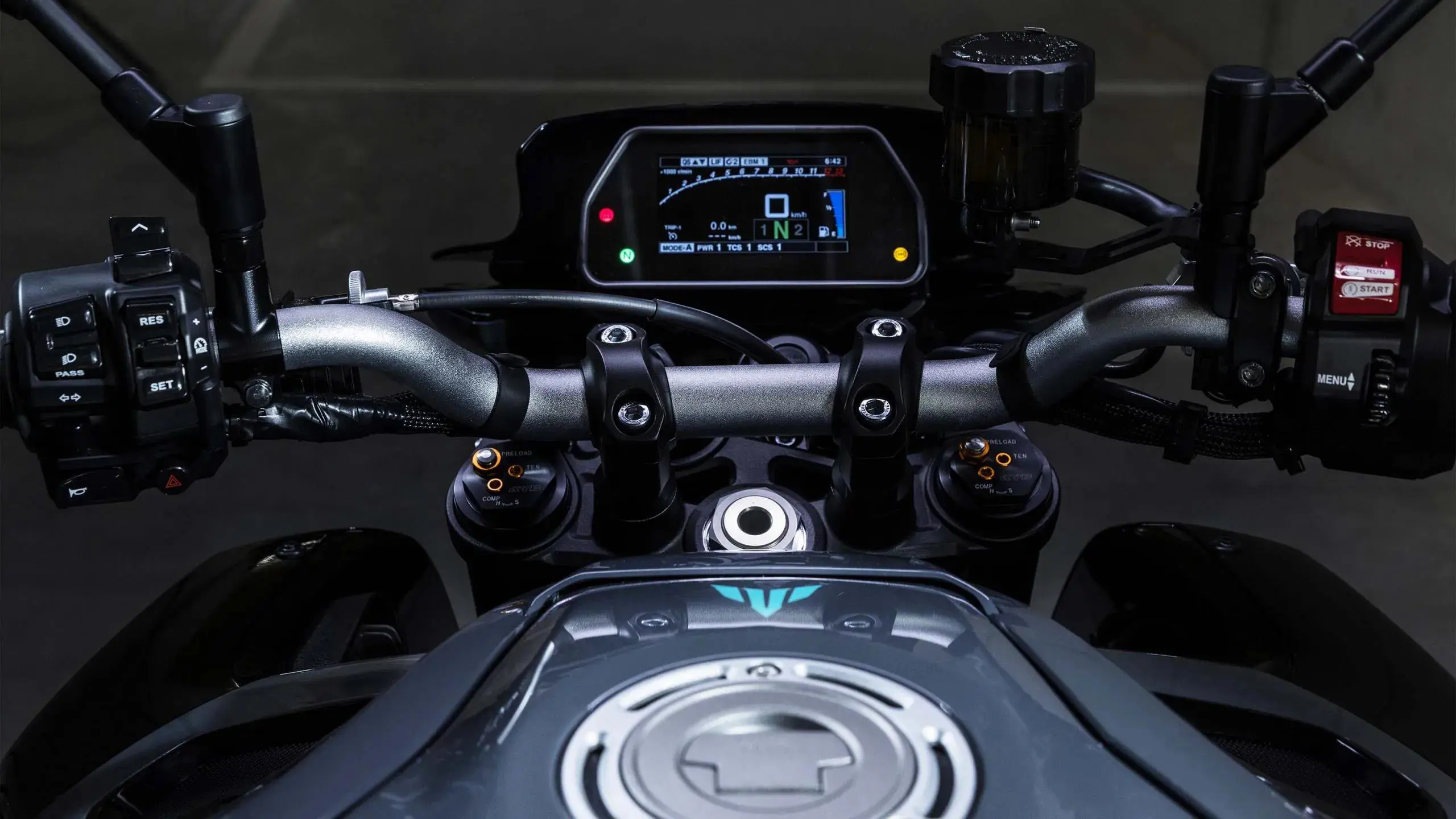 2022 Yamaha MT-10 Console