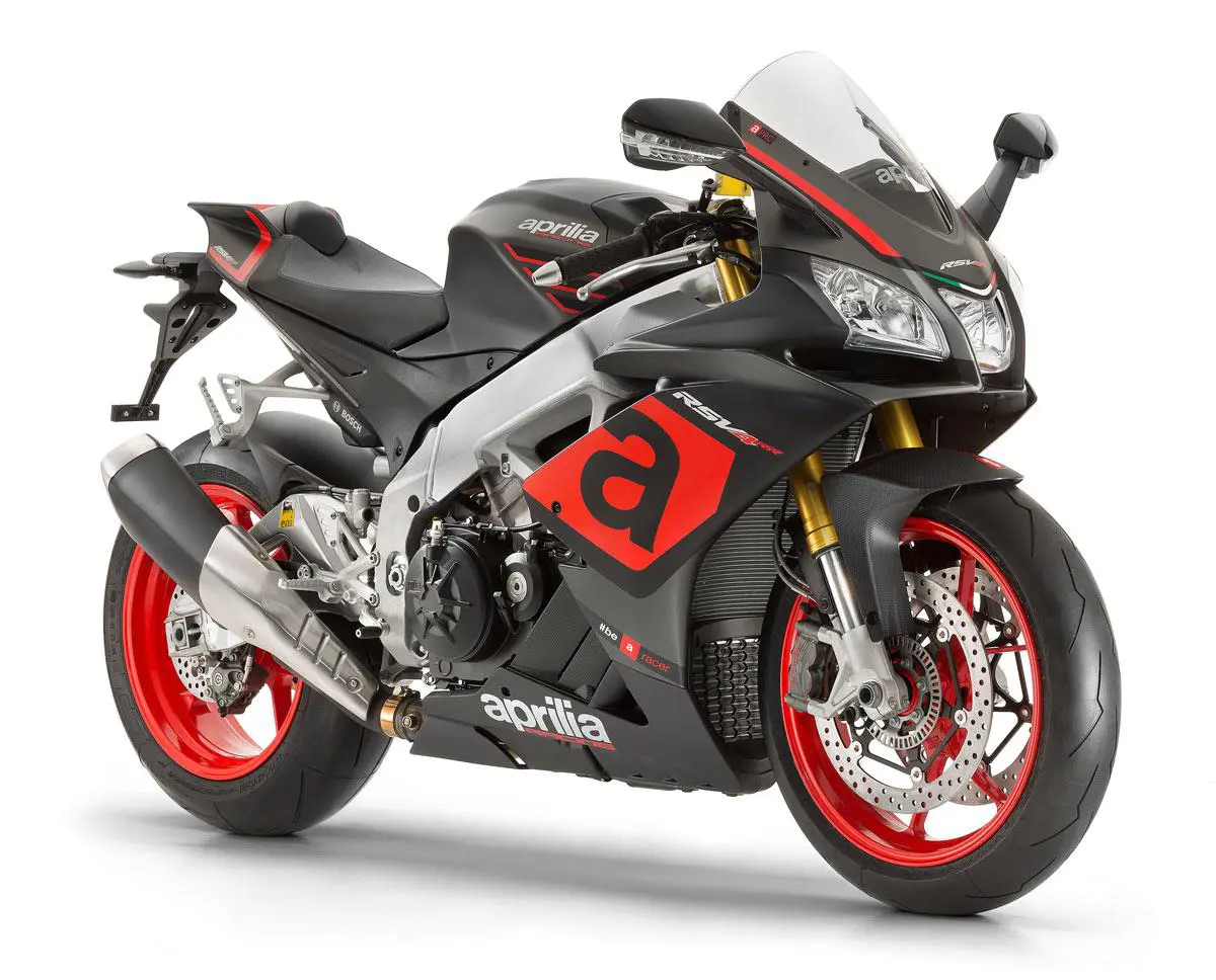 Aprilia RSV4 RR Front 3-Quarter