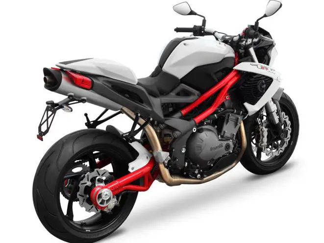 Benelli TNT 899 Rear 3-Quarter