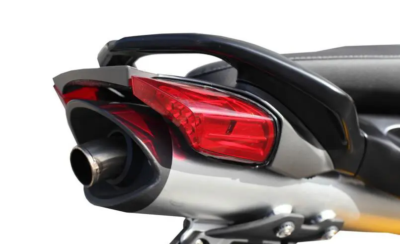 Benelli TreK Amazonas 1130  Exhaust