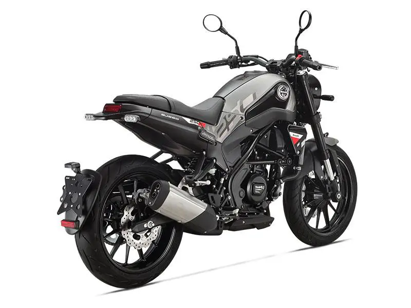 Benelli Leoncino 250 Rear 3-Quarter View