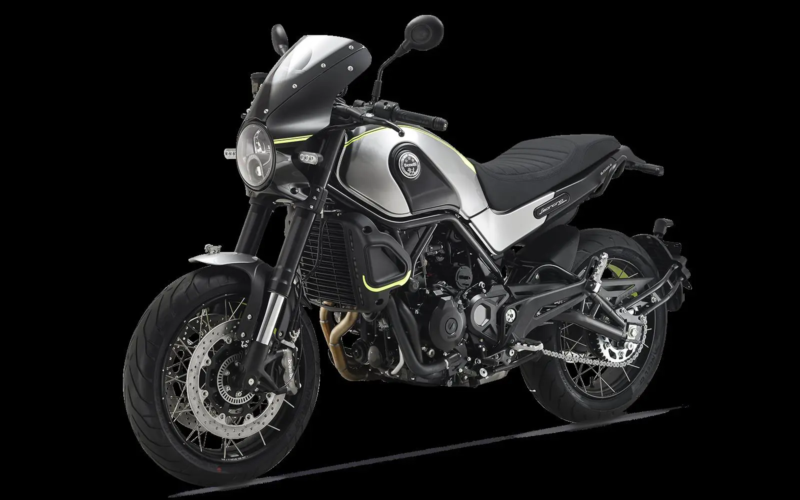 Benelli Leoncino 500 Sport Front 3-Quarter View