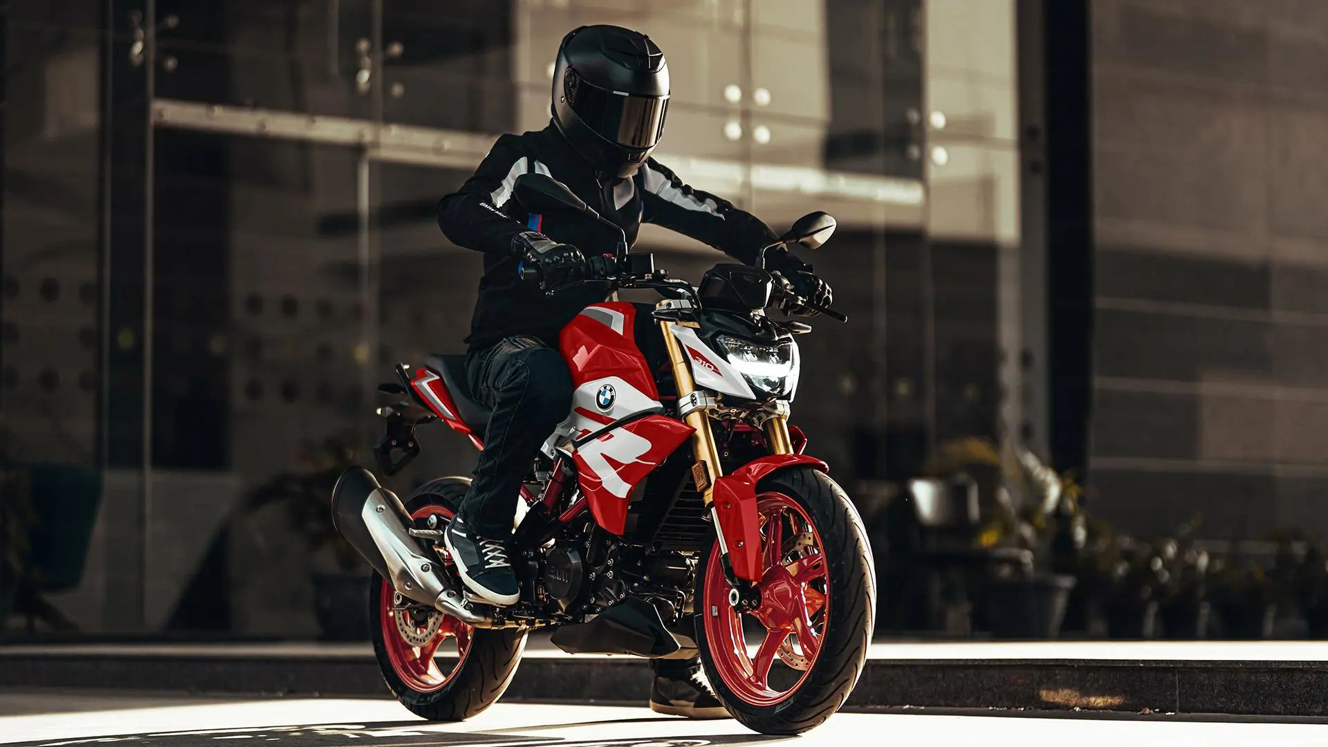 BMW G310R Action Shot 1
