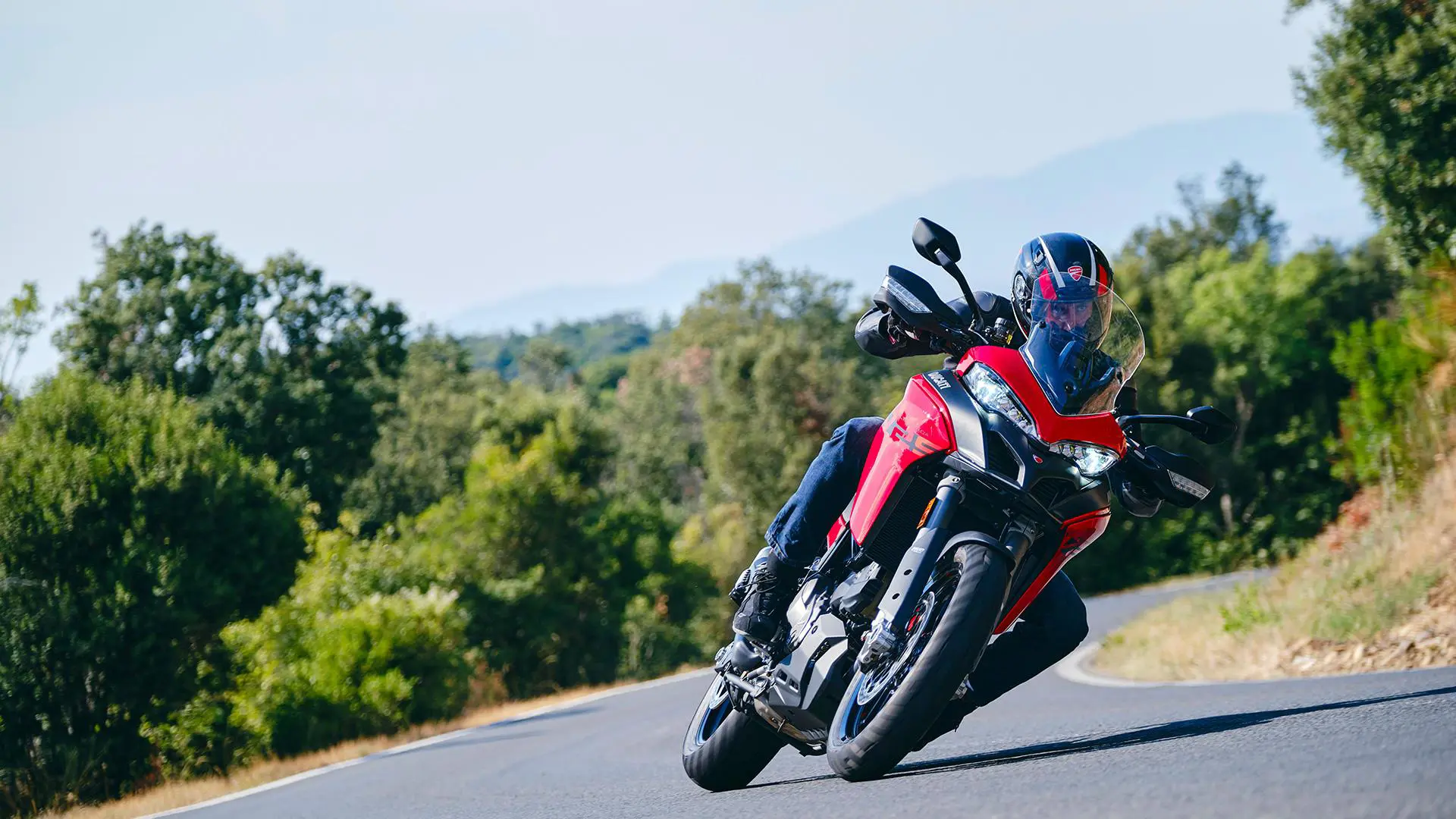Ducati Multistrada V2 Action Shot-1