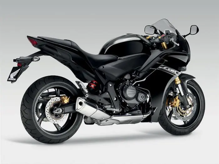 Honda CBR600F Rear 3-Quarter