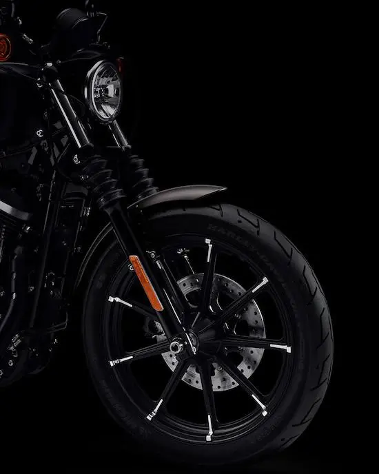 Harley-Davidson Iron 883 Machined 9-Spoke Wheels