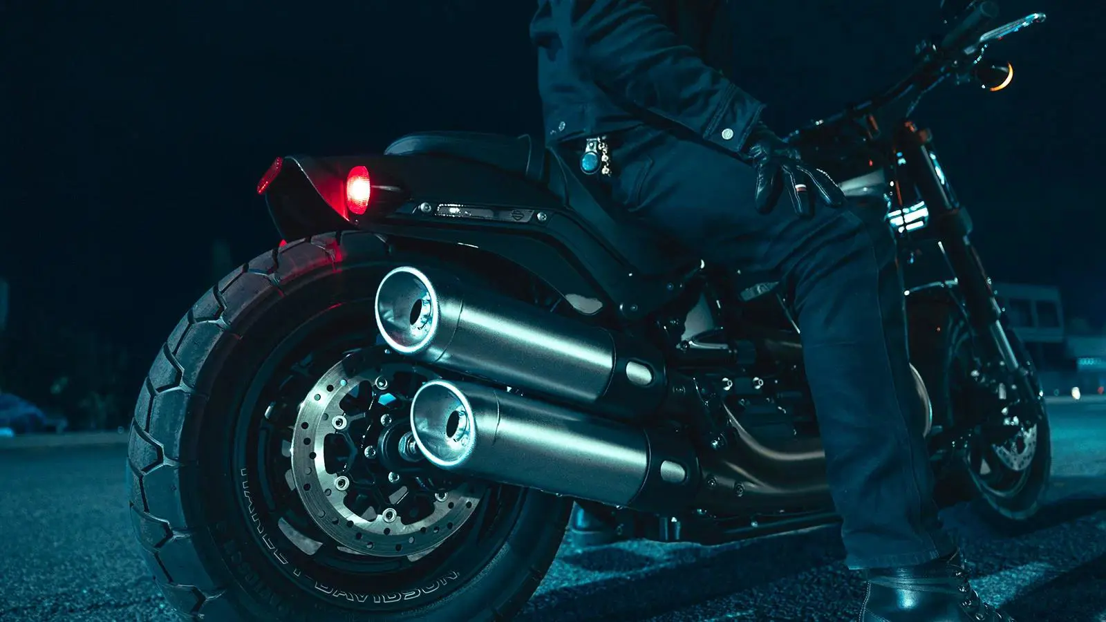 Harley Davidson Fat Bob Exhaust System