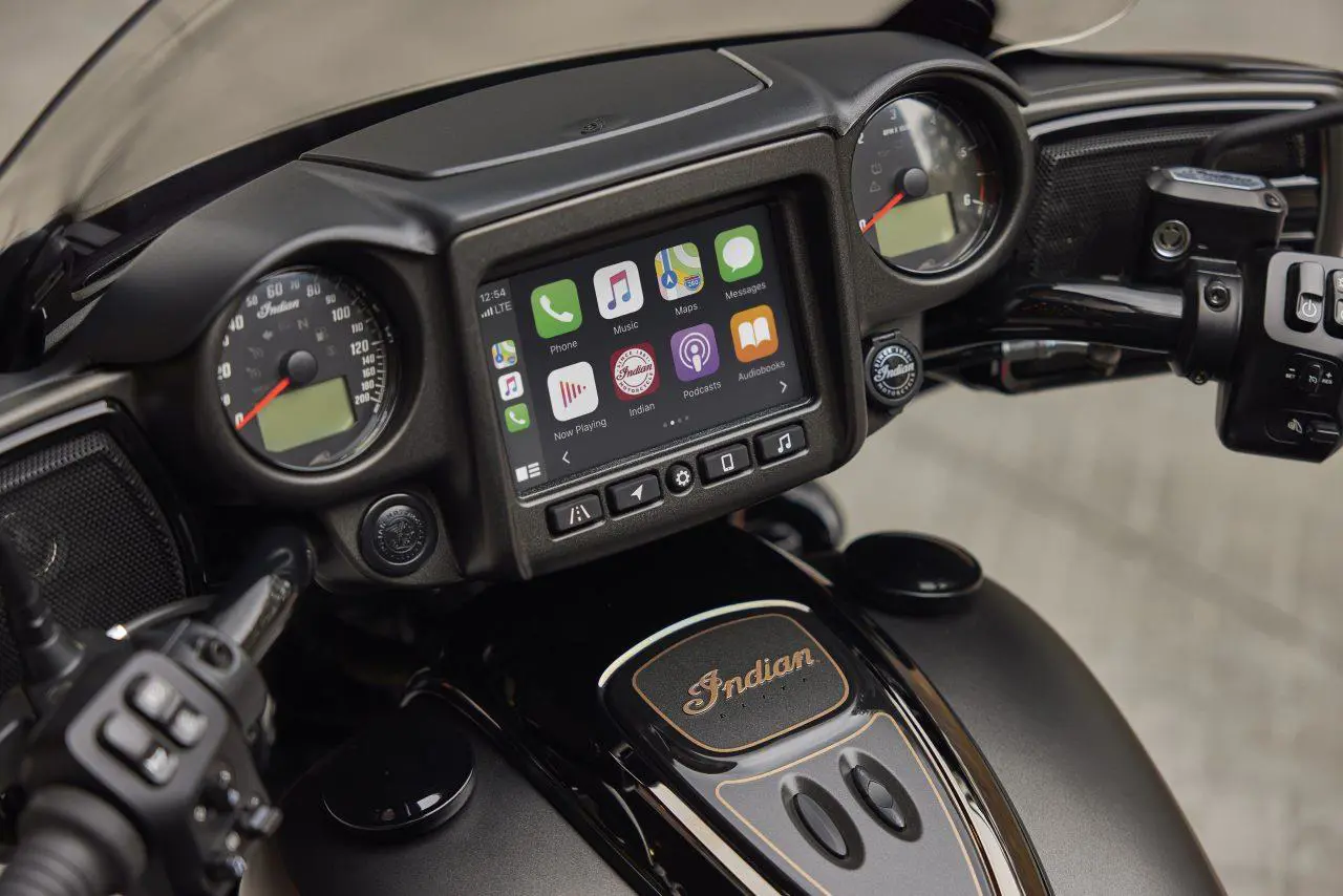 Indian Chieftain Elite Console & Infotainment System