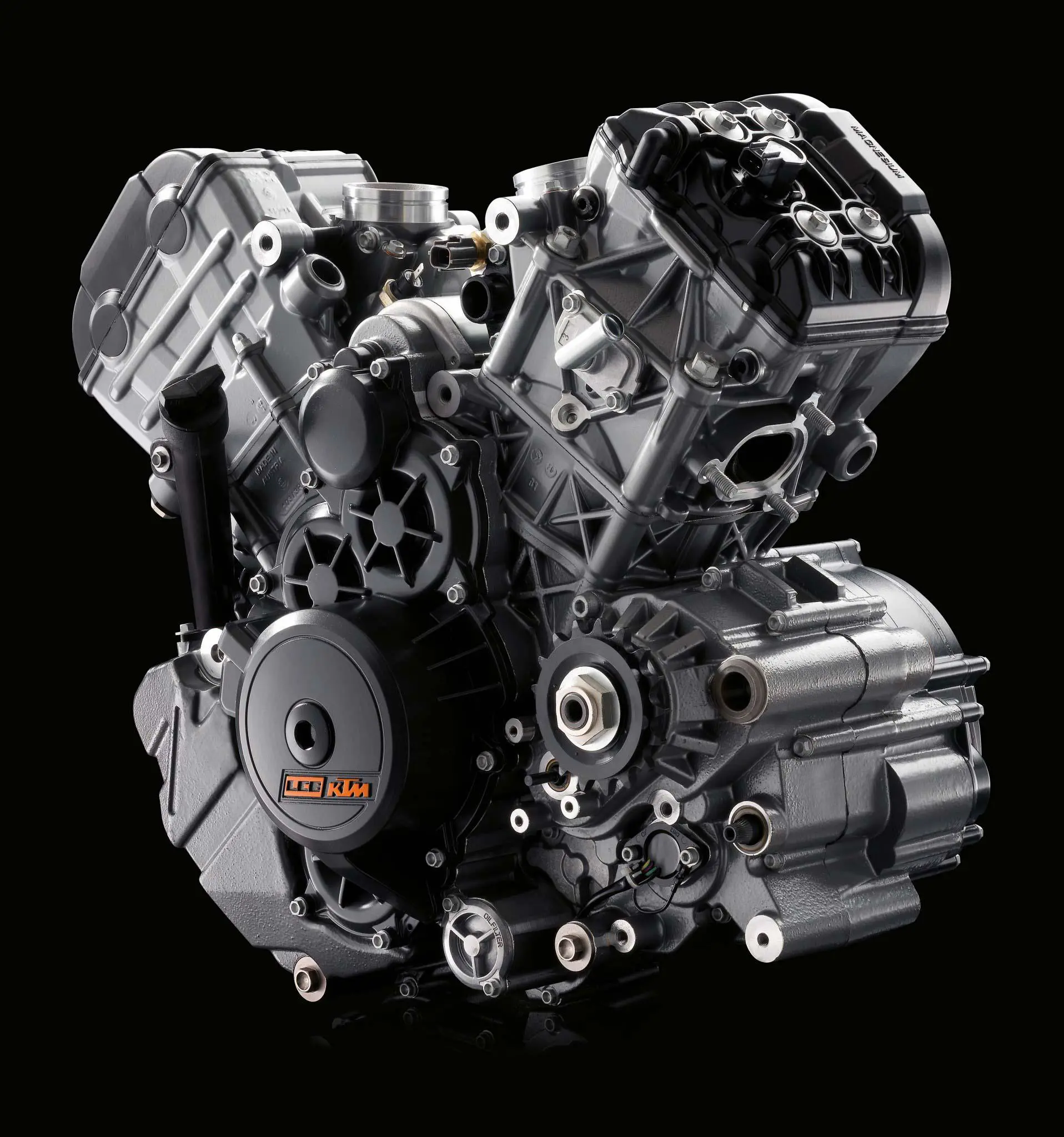 KTM 1190 RC8 R Engine