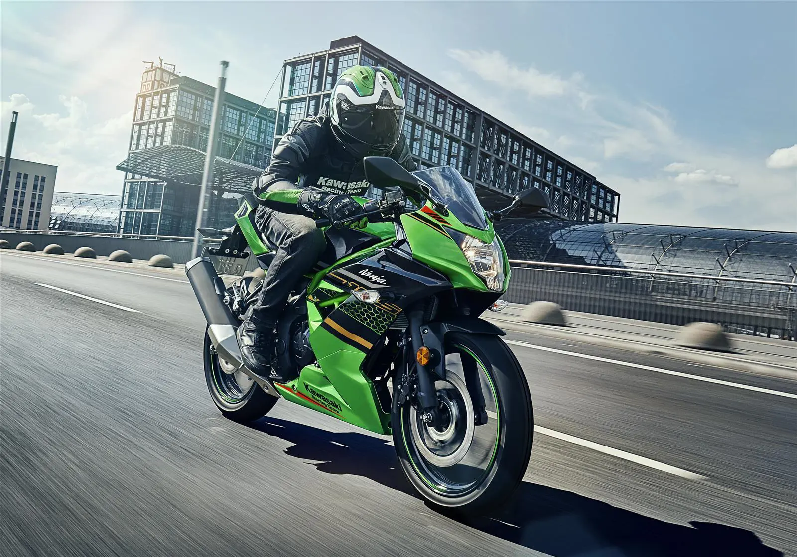Kawasaki Ninja 125 Action Shot