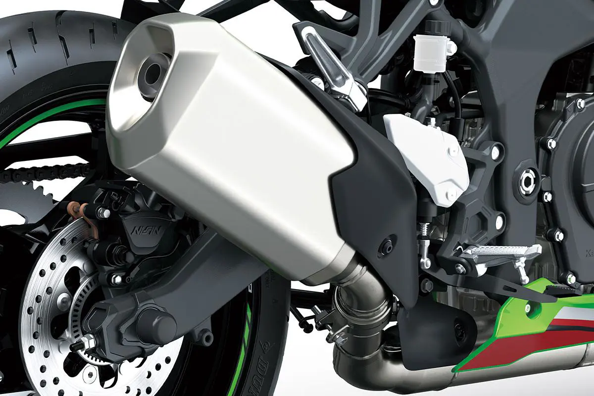 Kawasaki Ninja ZX-25RR ₹800,000 - ₹2,250,000, Specifications