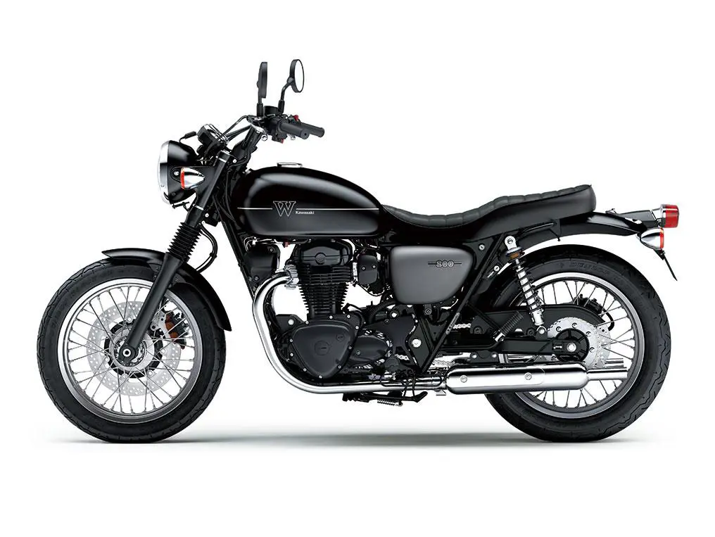 Kawasaki W800 Street Side View