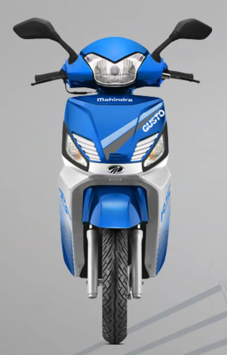 Mahindra Gusto RS Front View