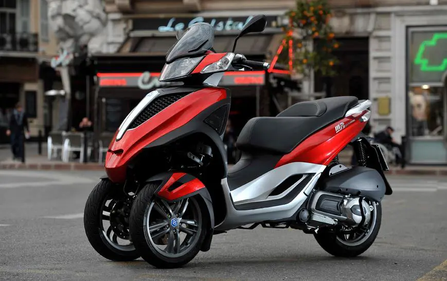 Piaggio MP3 300 Yourban Sport