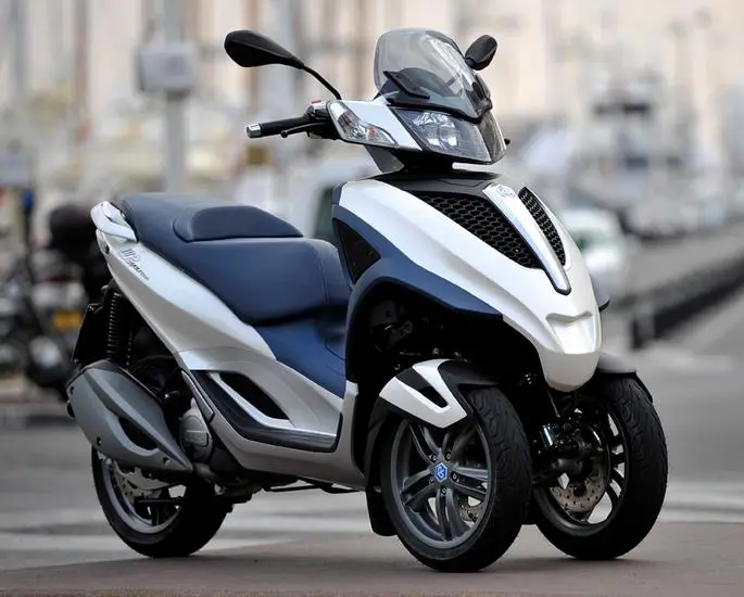 Piaggio MP3 300 Yourban Sport