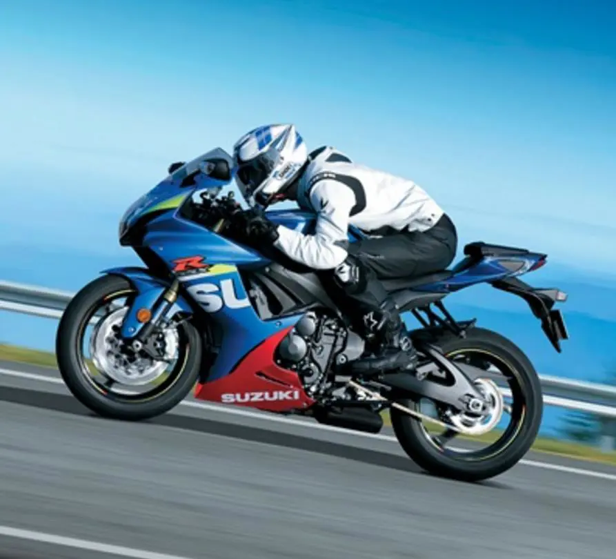 Suzuki GSX-R750 Side View