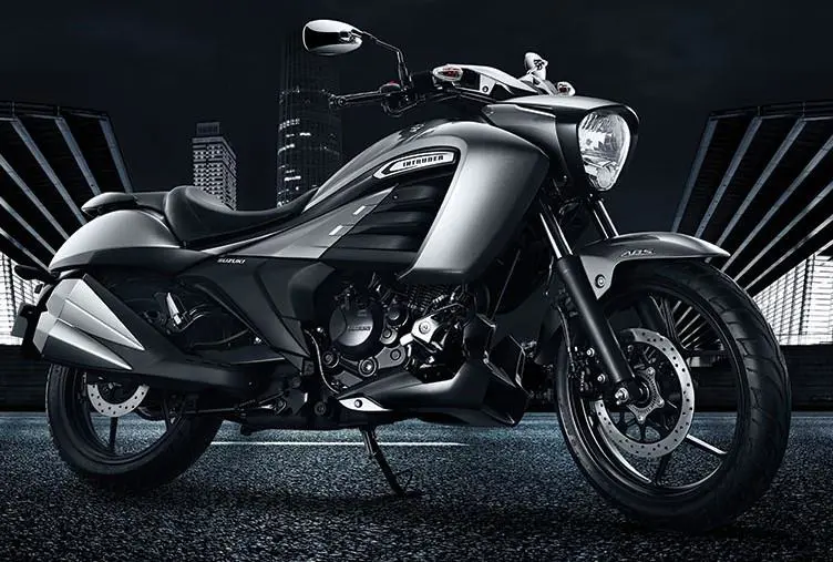 Suzuki Intruder 150 Front 3-Quarter
