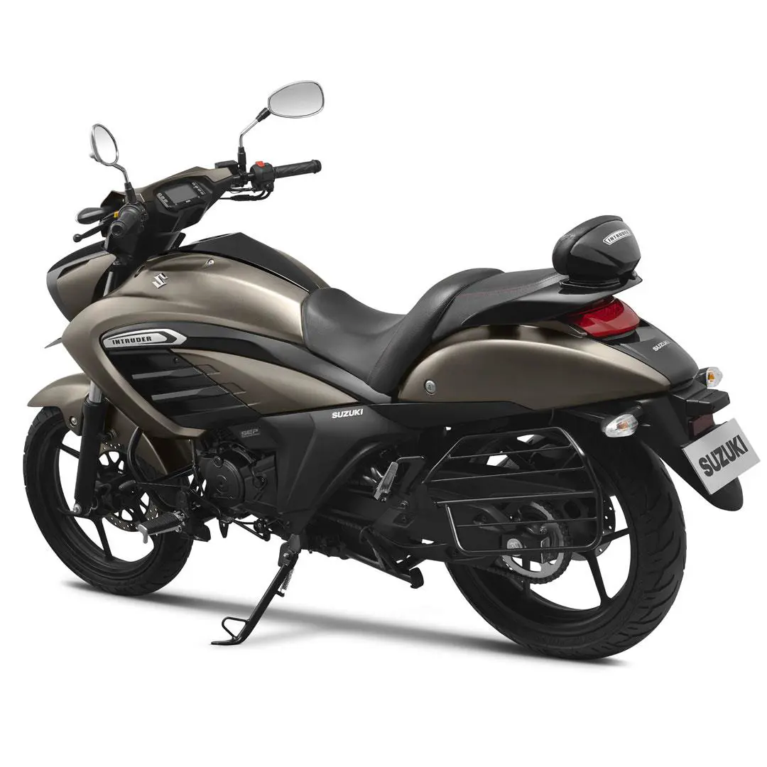 Suzuki Intruder Rear 3-Quarter View