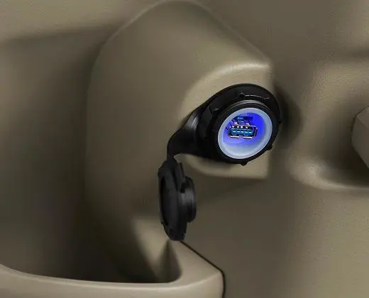 Suzuki Access 125 Special Edition USB Socket