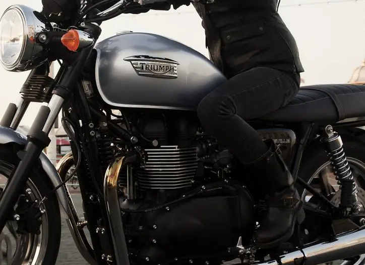 Triumph Bonneville Close-up