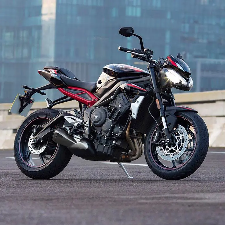 Triumph Street Triple R Front 3-Quarter View