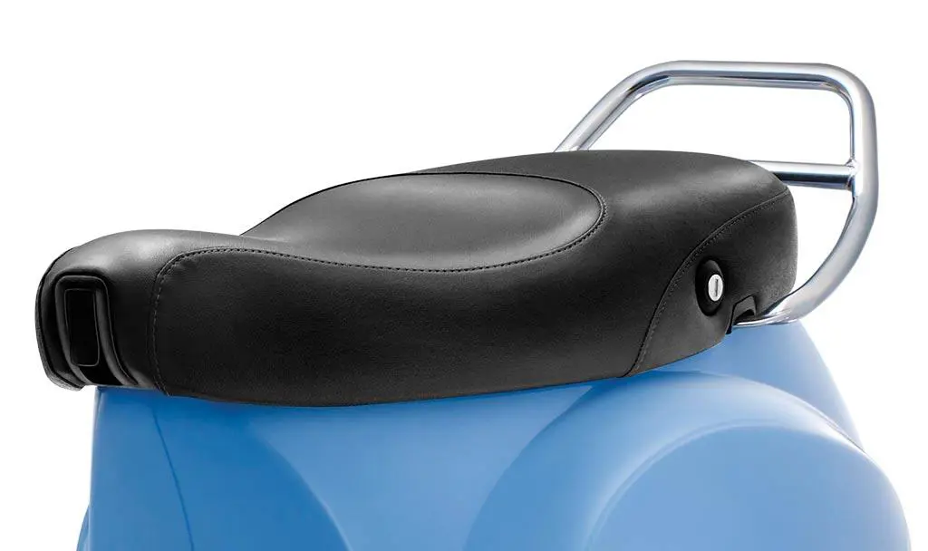 Vespa VXL 149 Seat and Pillion Grab Rail