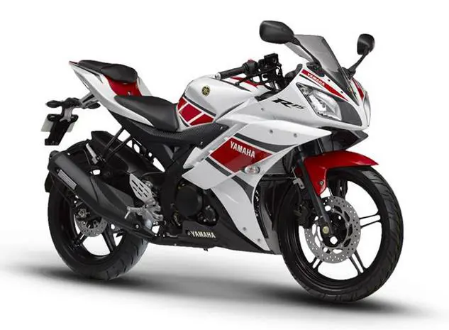 Yamaha R15 (2012)