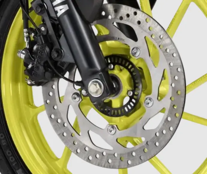 Yamaha FZS V4 Deluxe Front Disc Brake