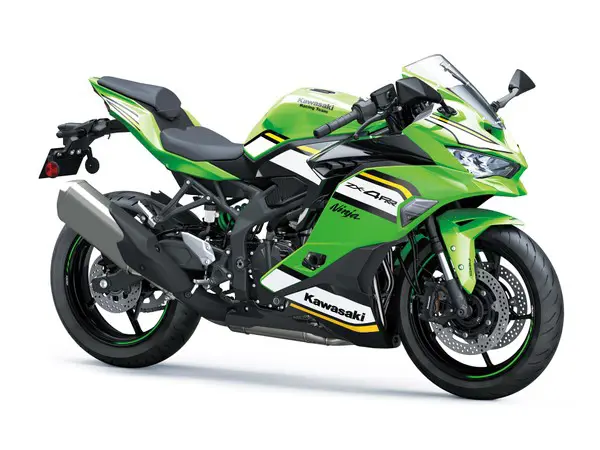 Kawasaki_Ninja_ZX-4RR_Front_3-