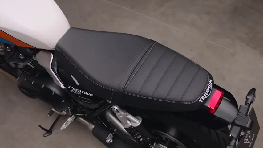 Triumph Speed Twin 900 Seat