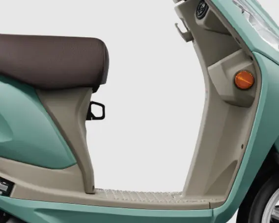 Suzuki Access 125 Dual Convenient Utility Hooks
