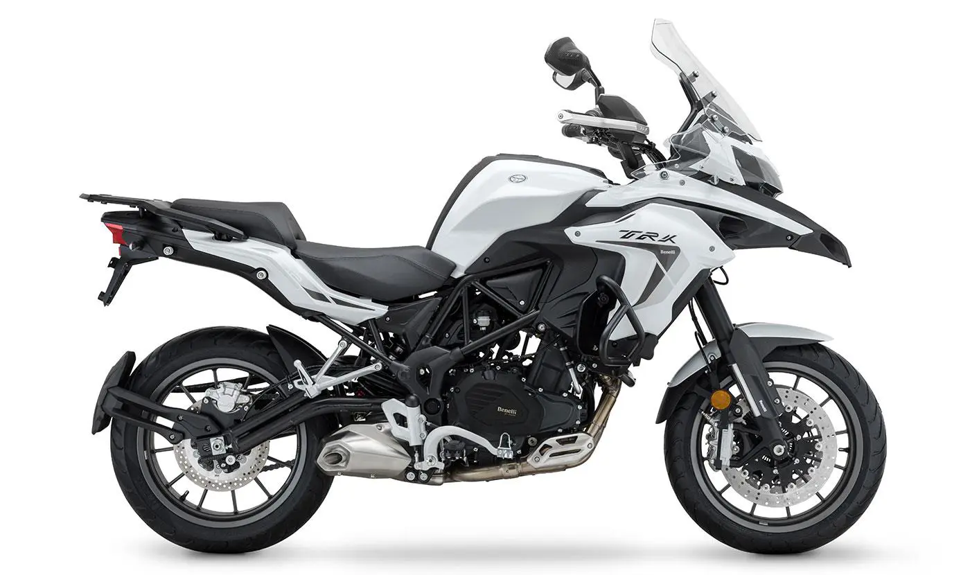 3D Slim Shower Stickers For BENELLI TRK 502 X Motorcycle - White Decals