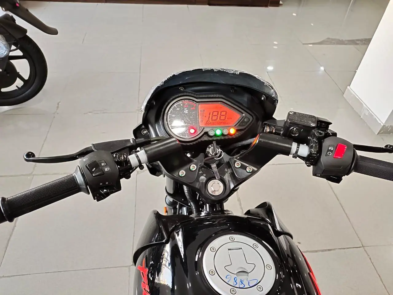 Compare Bajaj Pulsar Neon Vs Bajaj Pulsar Split Seat Drum Vs Bajaj Pulsar P