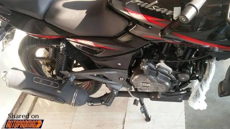 2017 Bajaj Pulsar 220F Spotted at a Dealership
