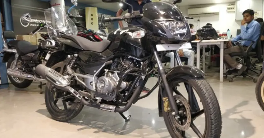Bajaj Pulsar Classic 150 Launched @ INR 67,437