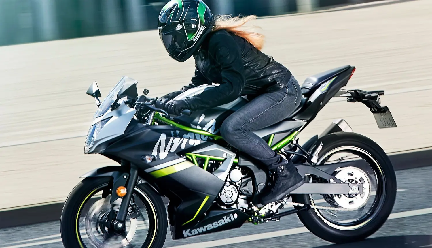INTERMOT 2018: Kawasaki Ninja 125 Launched at £4399 (INR 4.18 Lakh)