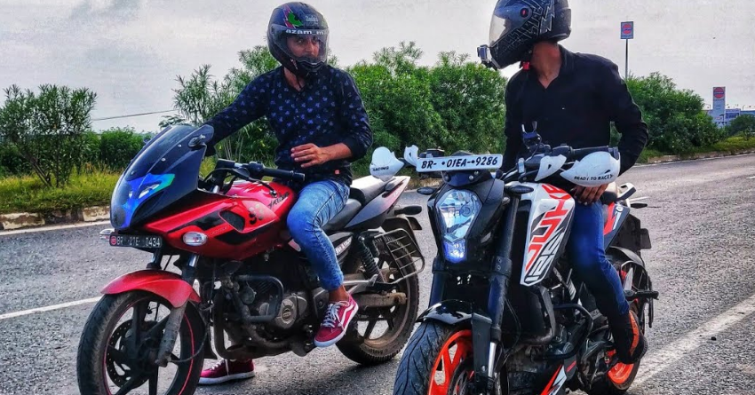 Drag Race Video: Bajaj Pulsar 220F vs KTM Duke 125