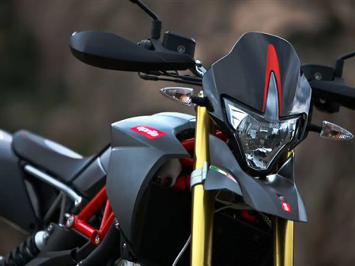 Dorsoduro 750 Factory Headlight